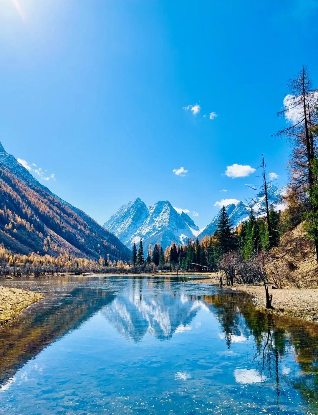 SHUANGQIAO VALLEY: MOUNT SIGUNIANG