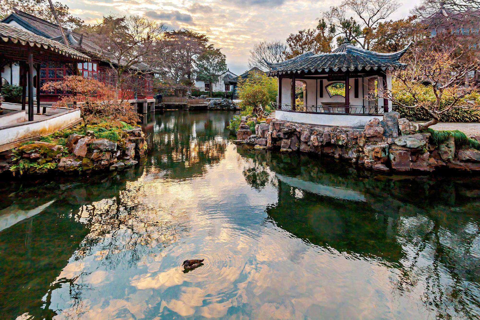 Shanghai & Suzhou Classic Dual-City 7-Day Tour