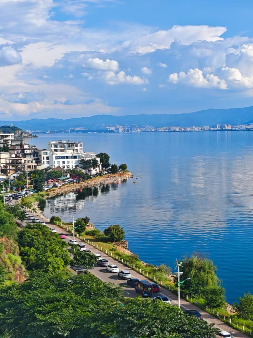 Day 4 | Erhai Lake – A Lakeside Reverie