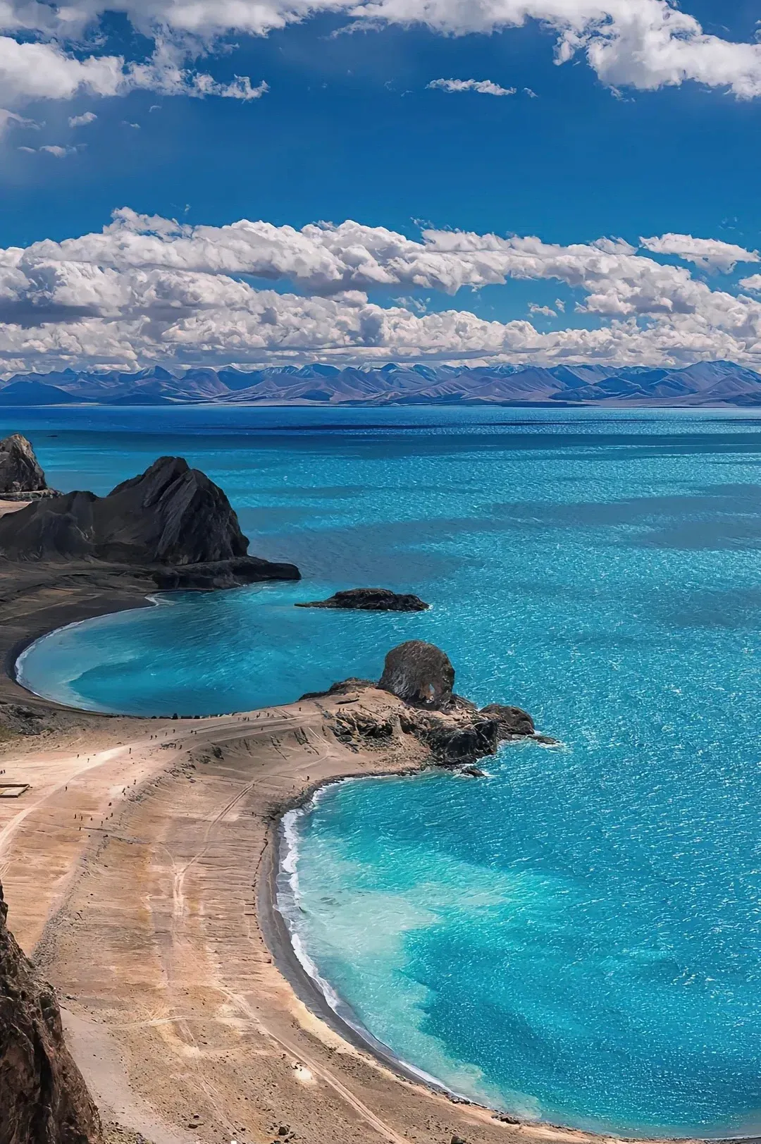 Namtso: The Heavenly Mirror