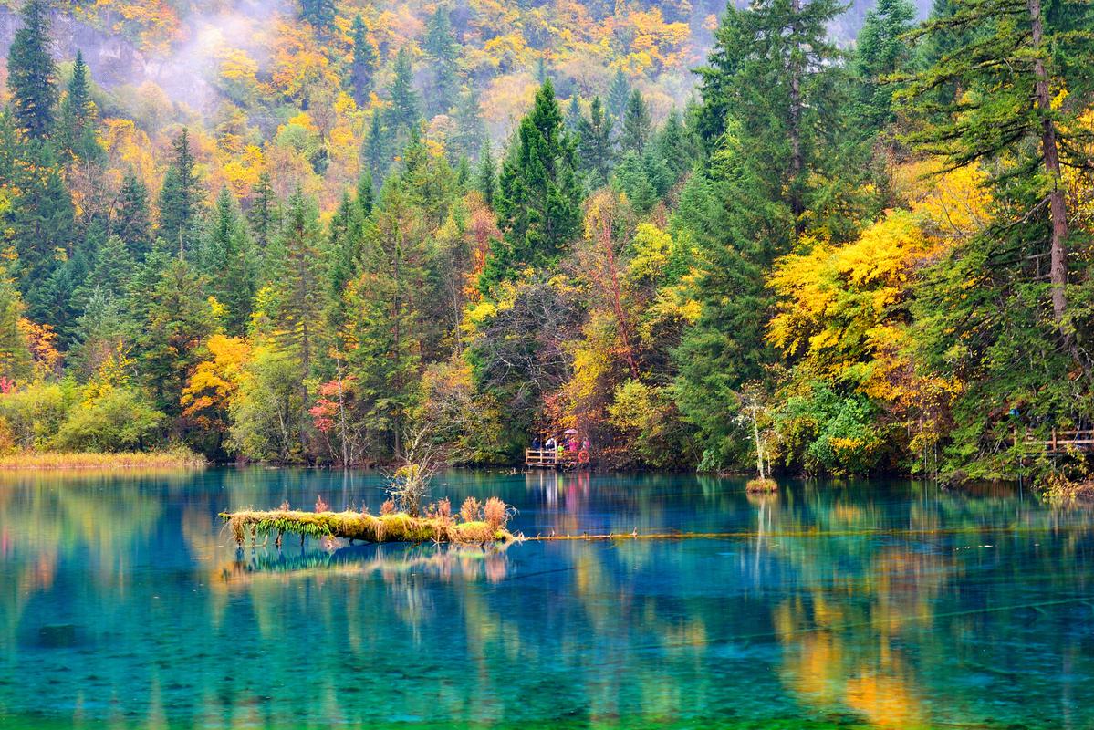 Jiuzhaigou & Huanglong by High-Speed Rail 3-Day Tour