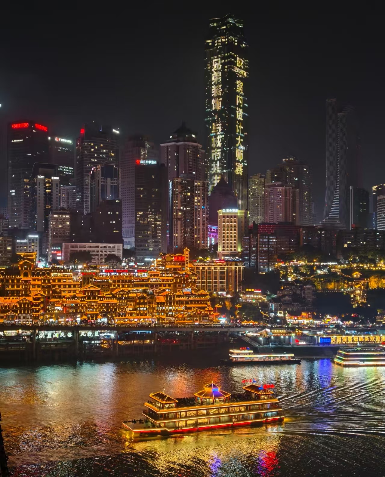 Exploring Hongya Cave and Chongqing 8D City on a Korascale Southwest China private tour.