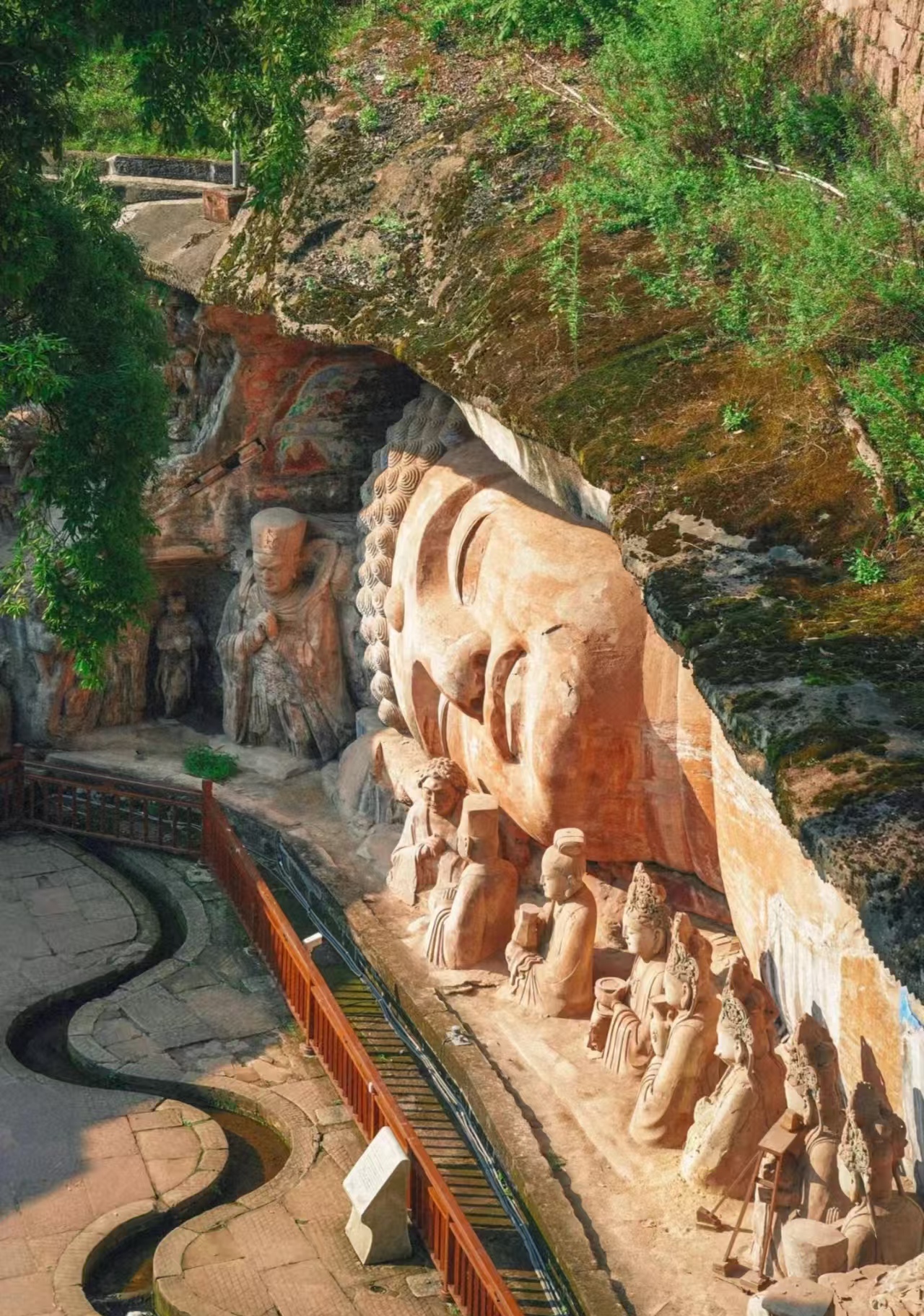 Dazu Rock Carvings UNESCO 1999 and Yangtze River — Southwest China bespoke journey by Korascale.